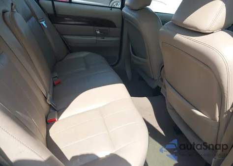 2005 Mercury Grand Marquis Ls/Lse из США, поврежденный, VIN 2MEFM75W75X647927